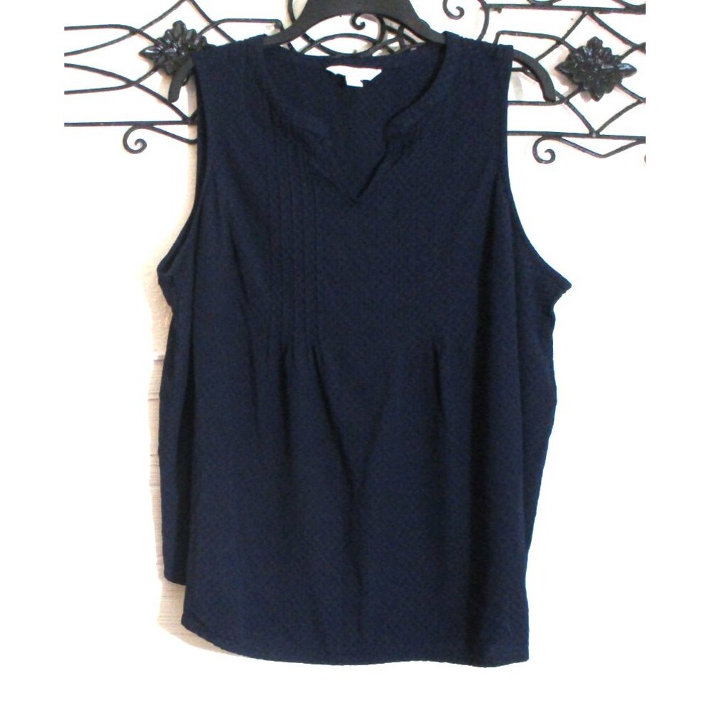 Croft & Barrow Women's Size 1X Blue Sleeveless Round Neck